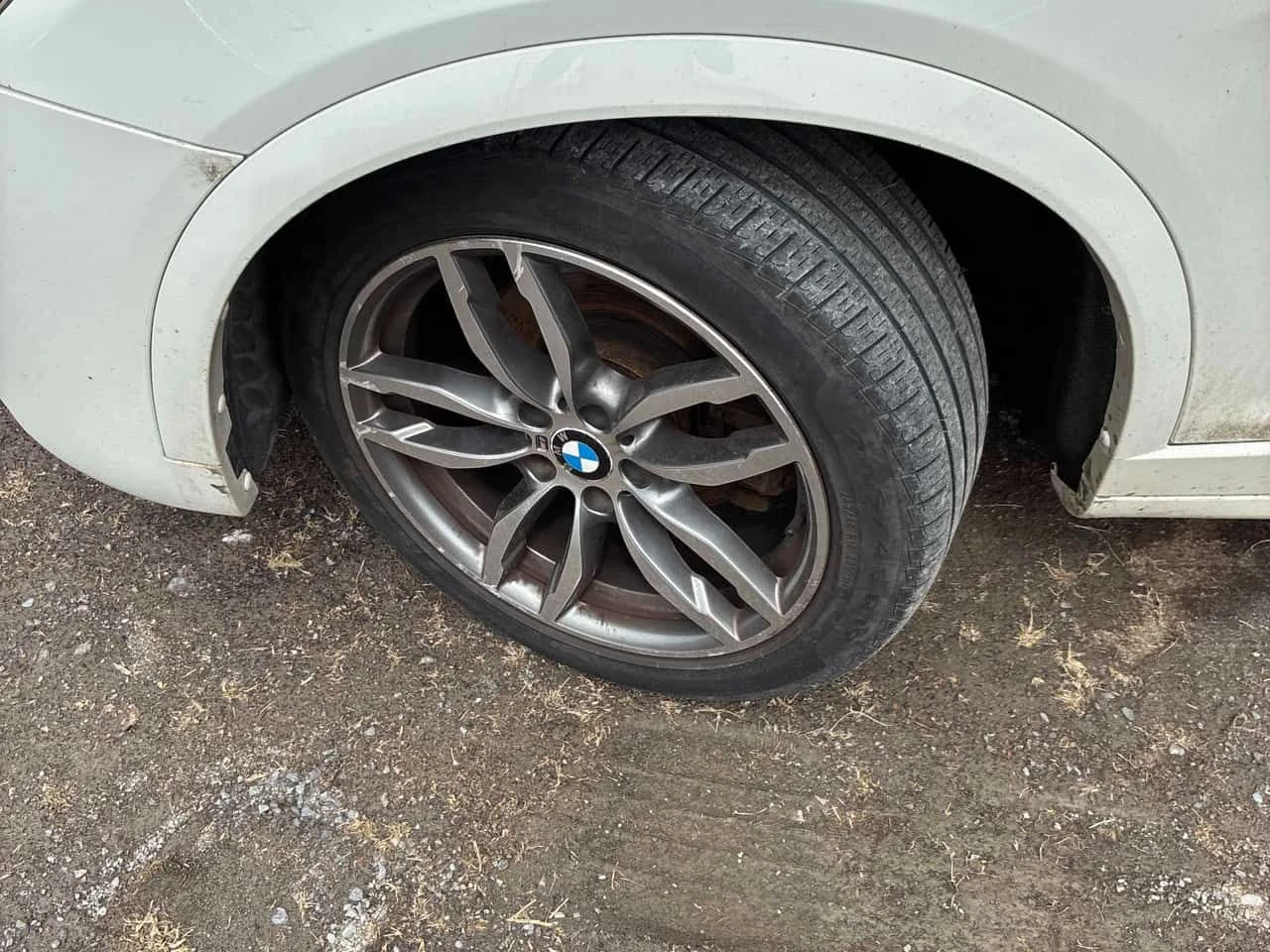 BMW X3 xDrive35i/ПОДГРЕВ/ГУМИ И ДЖАНТИ/CARFAX/ФИНАНСИРАНЕ, снимка 17 - Автомобили и джипове - 54599180