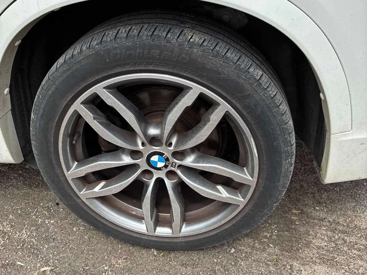BMW X3 xDrive35i/ПОДГРЕВ/ГУМИ И ДЖАНТИ/CARFAX/ФИНАНСИРАНЕ, снимка 16 - Автомобили и джипове - 54599180