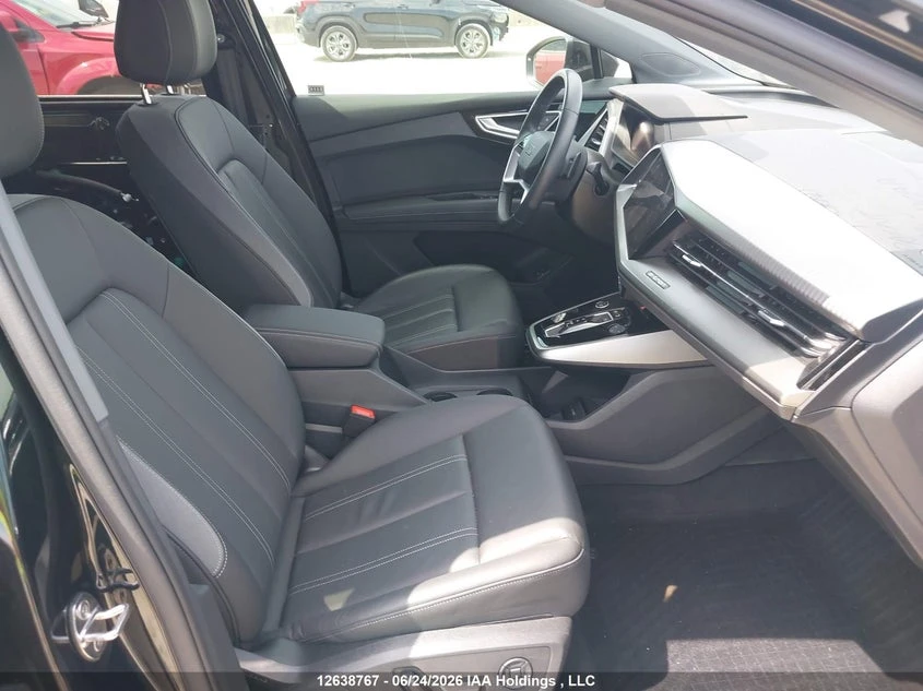 Audi Q4 e-tron 55 quattro, снимка 5 - Автомобили и джипове - 55130939