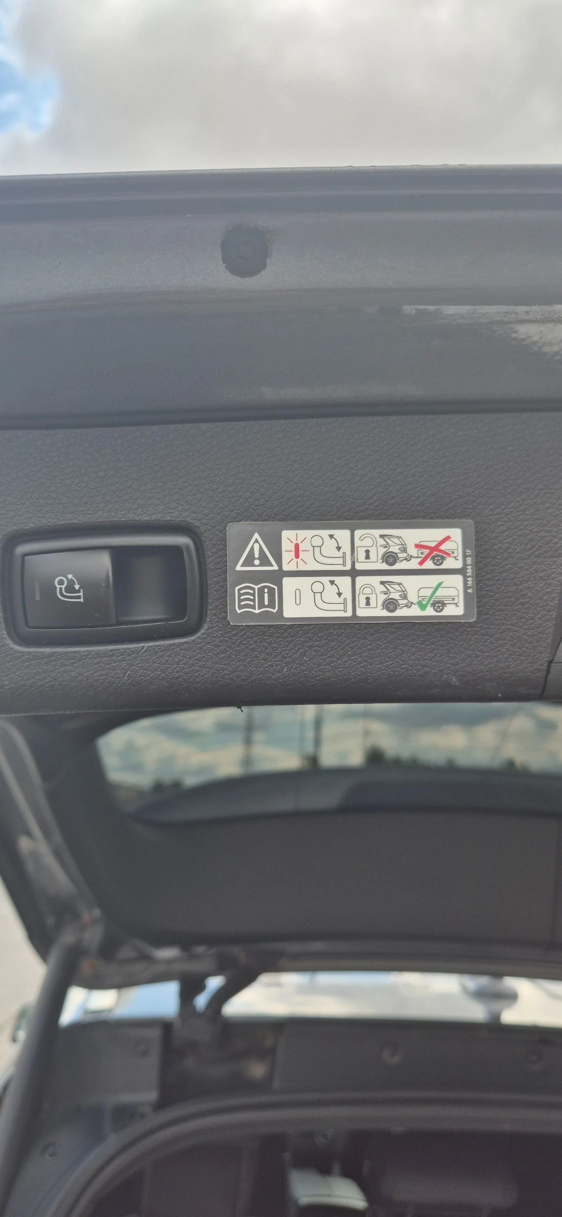 Mercedes-Benz GLE 350, снимка 6 - Автомобили и джипове - 55465585