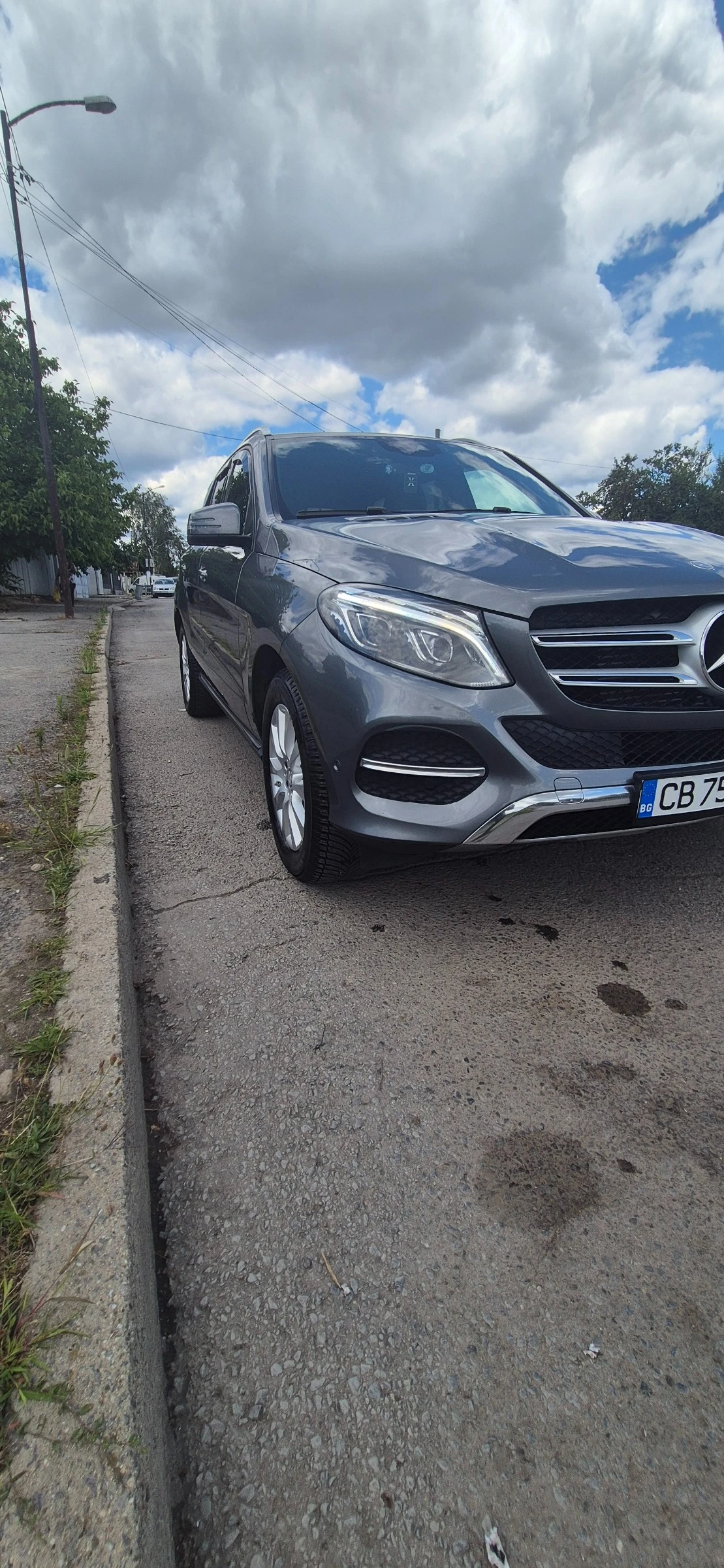 Mercedes-Benz GLE 350, снимка 9 - Автомобили и джипове - 55465585