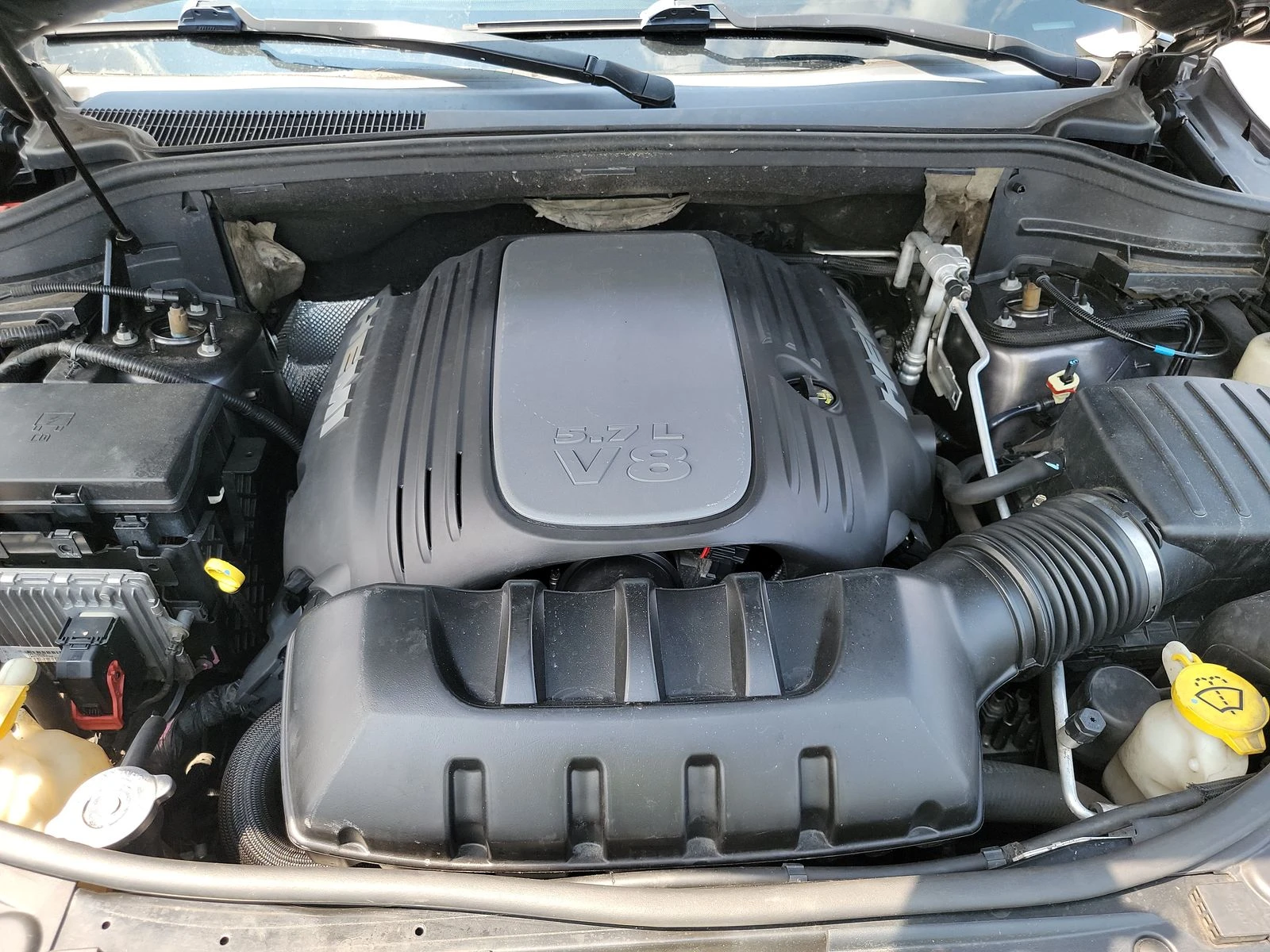 Jeep Grand cherokee SUMMIT* 5.7 V8 HEMI* HARMAN* DIS* PANO* ВЪЗДУХ, снимка 15 - Автомобили и джипове - 55611914