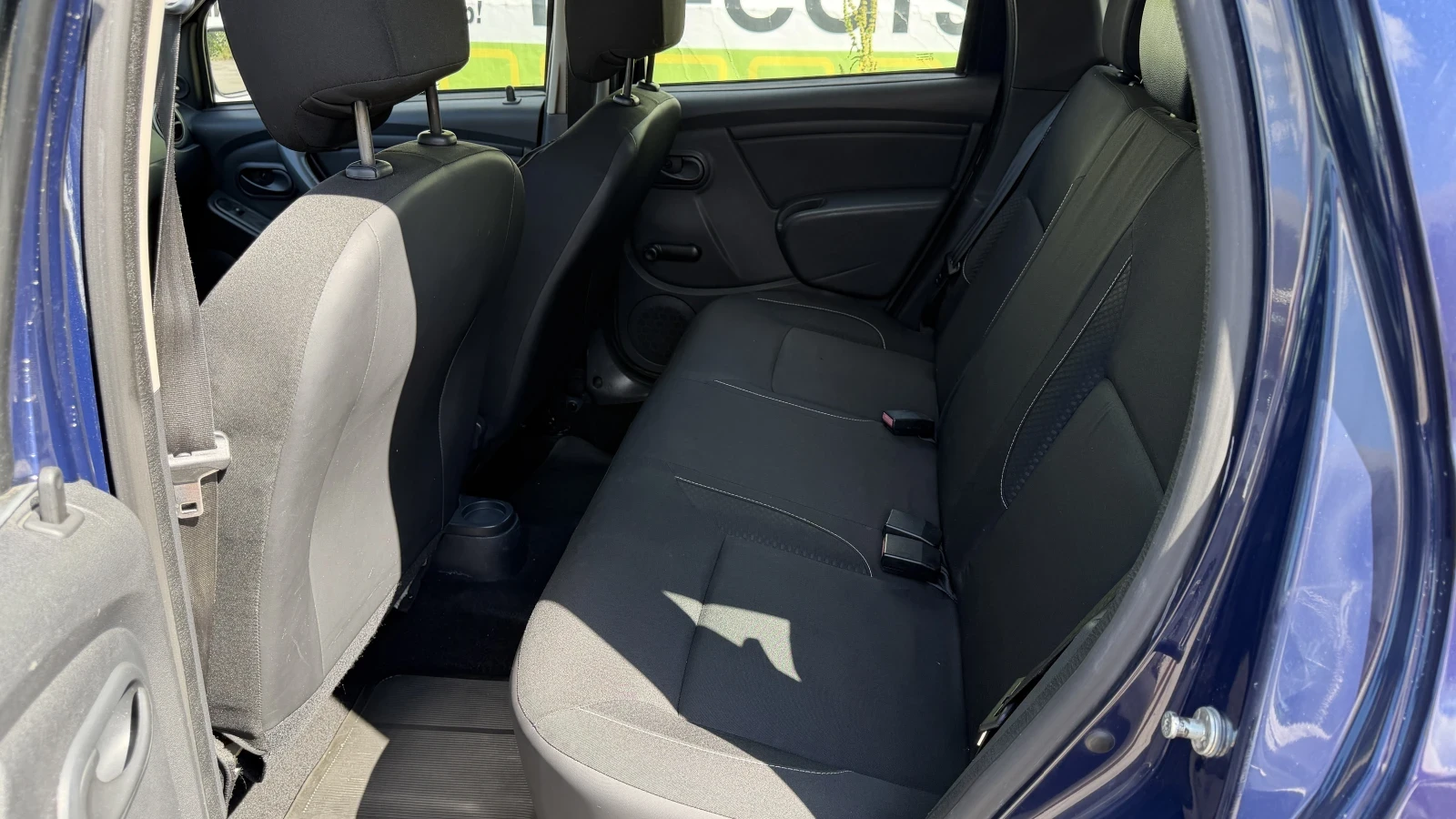 Dacia Duster 4x4 1.5dci, снимка 14 - Автомобили и джипове - 56202598