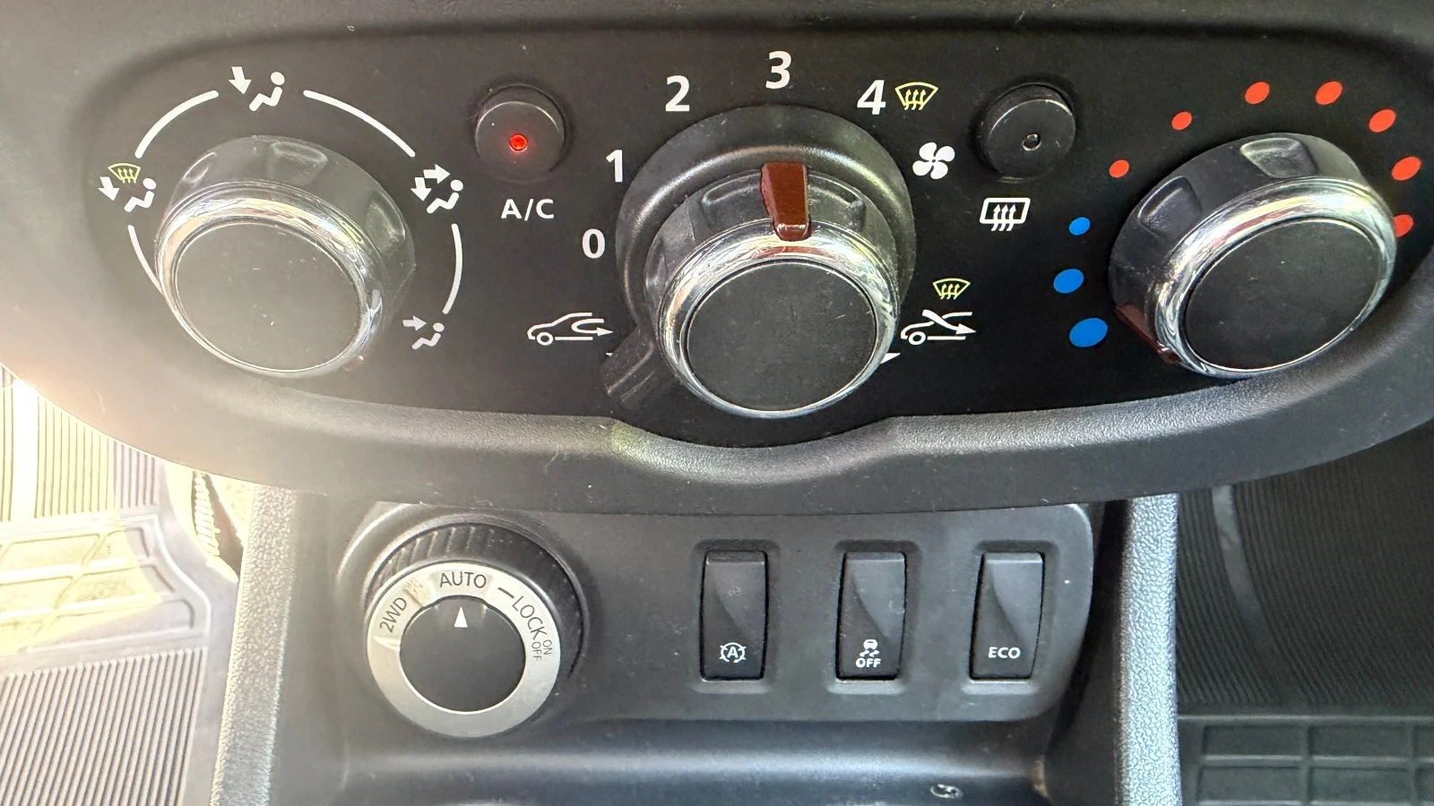 Dacia Duster 4x4 1.5dci, снимка 9 - Автомобили и джипове - 56202598