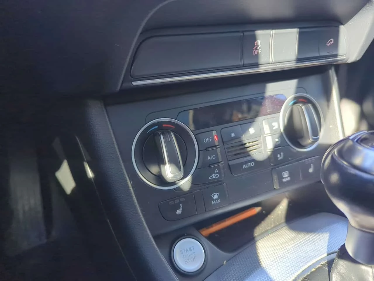 Audi Q3 * Progressiv * CARFAX * ����� �� ����������� | Mobile.bg � ����������� 12