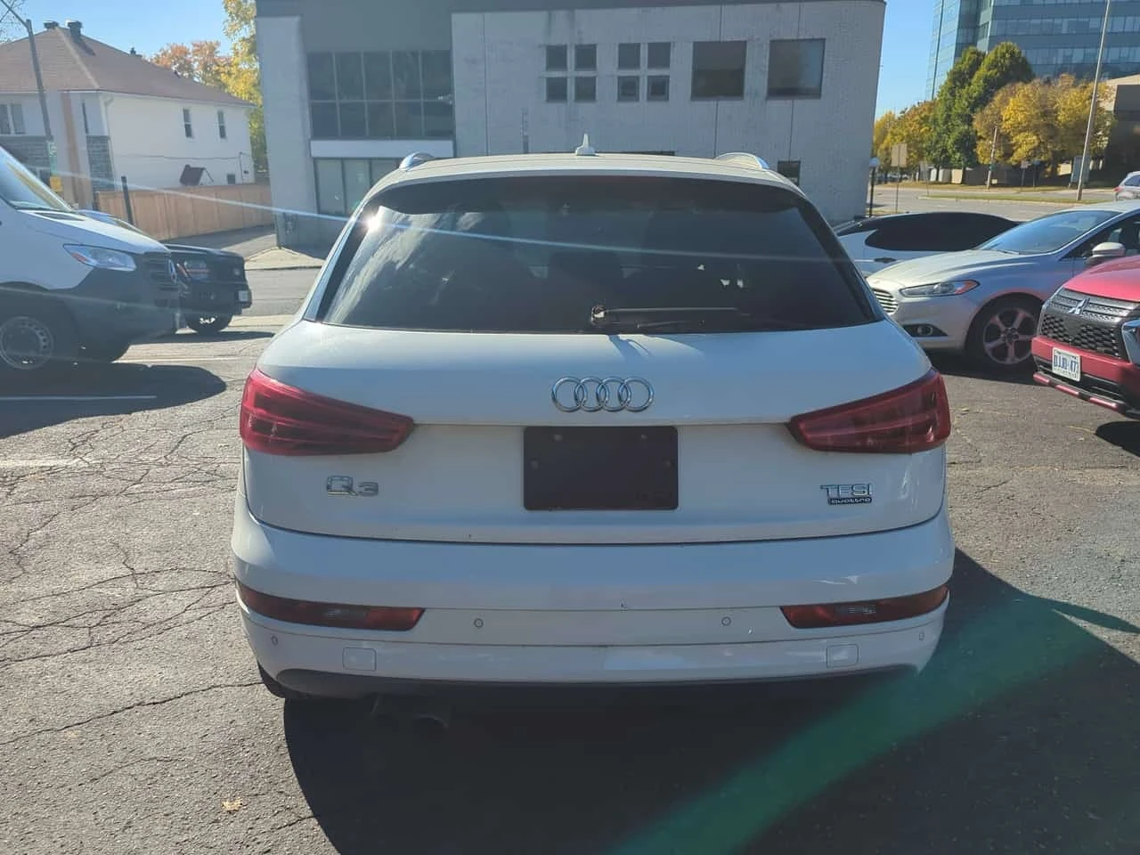 Audi Q3 * Progressiv * CARFAX * ����� �� ����������� | Mobile.bg � ����������� 4