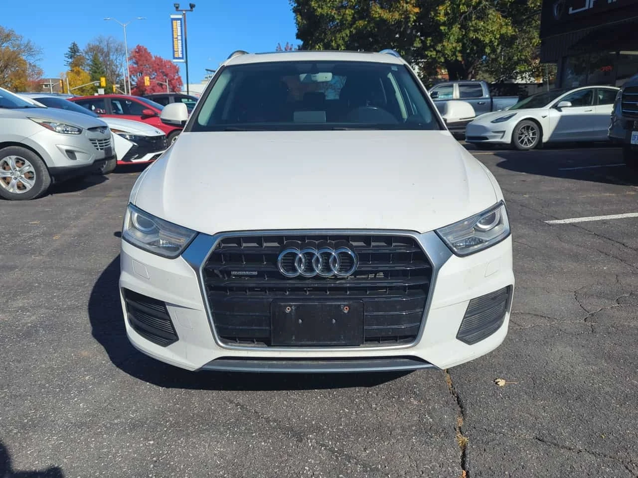 Audi Q3 * Progressiv * CARFAX * ����� �� ����������� | Mobile.bg � ����������� 6