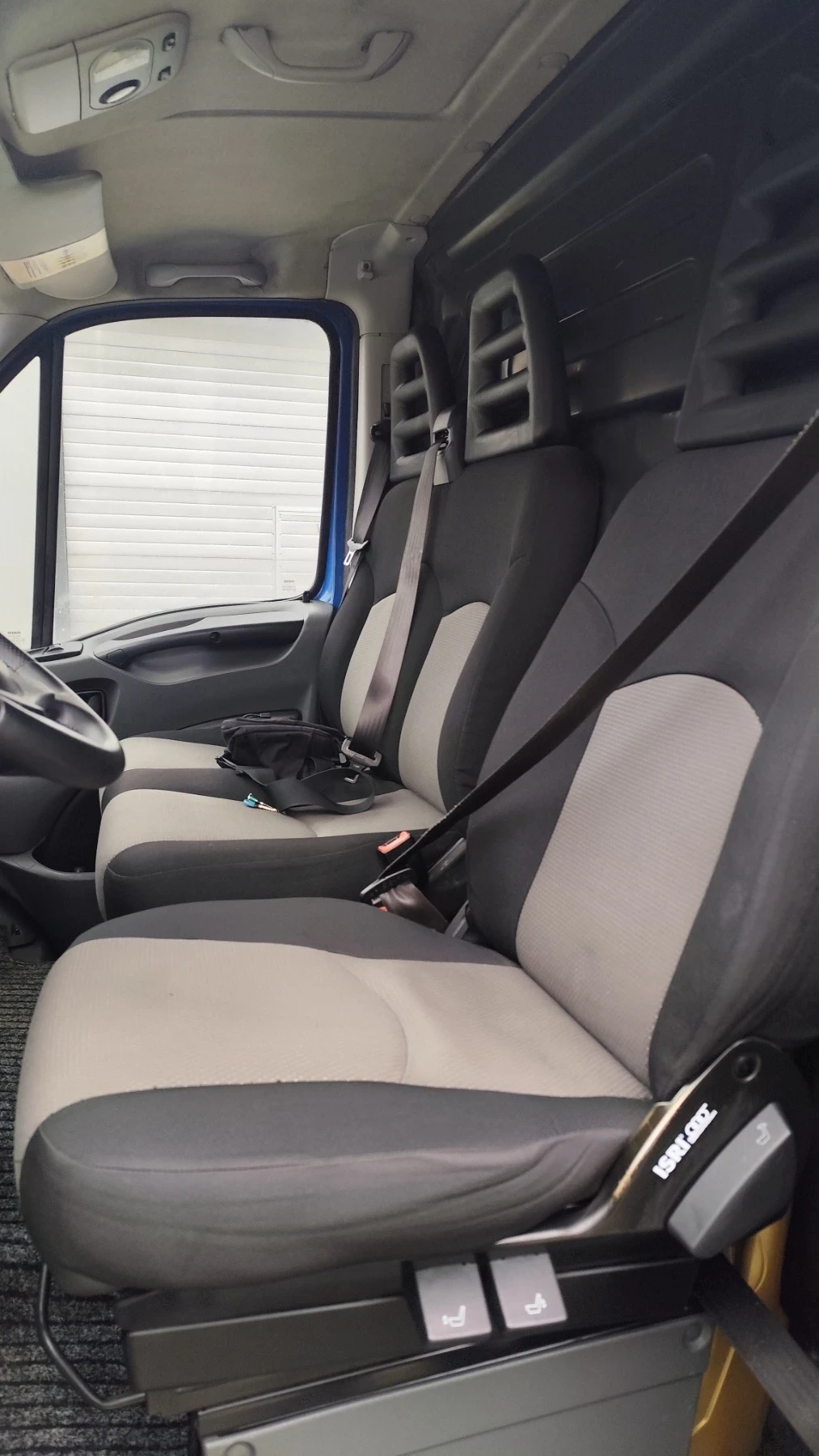 Iveco 35c13 Двойна гума - изображение 6