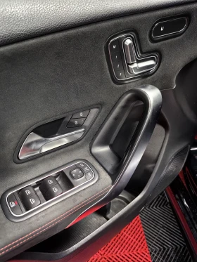 Mercedes-Benz A 250 AMG LINE* 4-MATIC* DIGITAL* CARPLAY* LED* LINE ASI, снимка 12