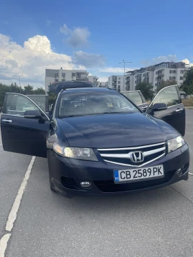 Honda Accord 2.4 i-vtec С ГАЗОВА УРЕДБА ФЕЙСЛИФТ, снимка 11