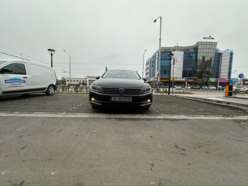 VW Passat, снимка 8 - Автомобили и джипове - 46917349