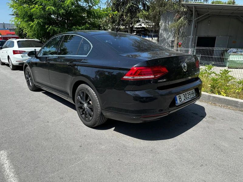 VW Passat, снимка 4 - Автомобили и джипове - 46917349