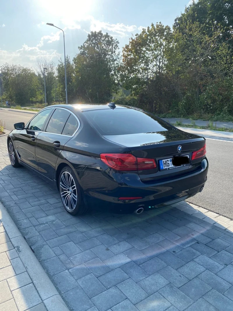 BMW 520 G30, снимка 4 - Автомобили и джипове - 47297601