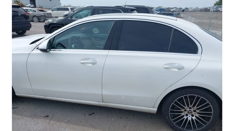 Mercedes-Benz C 300 4MATIC, снимка 9 - Автомобили и джипове - 47566289