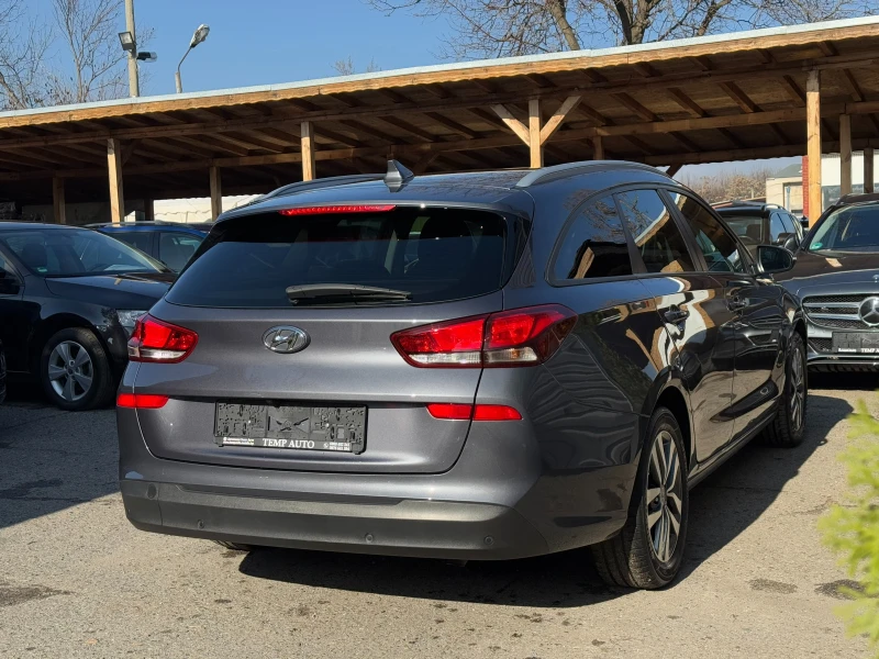 Hyundai I30 1.4I* 99к.с* 6ск* LED* СЕРВИЗНА КНИЖКА С ПЪЛНА ИСТ, снимка 5 - Автомобили и джипове - 48027201