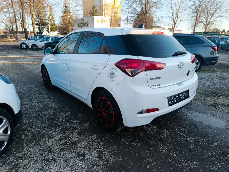 Hyundai I20 EURO 6B, снимка 4 - Автомобили и джипове - 48810466