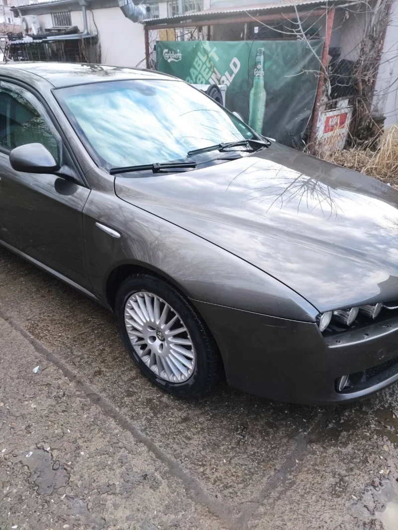 Alfa Romeo 159 sportwagon 1.9JTDM, снимка 2 - Автомобили и джипове - 48815794