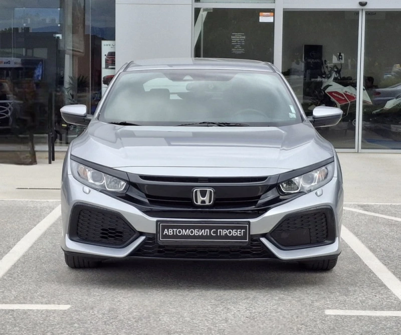 Honda Civic 1.0 VTEC Comfort Turbo MT, снимка 3 - Автомобили и джипове - 51188373