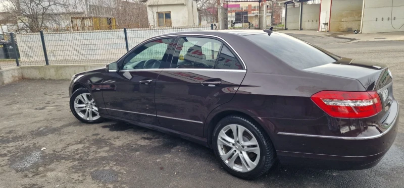 Mercedes-Benz E 250  CDi Kamera LED Avangard КЛИМАТРОНИК, снимка 6 - Автомобили и джипове - 52206377