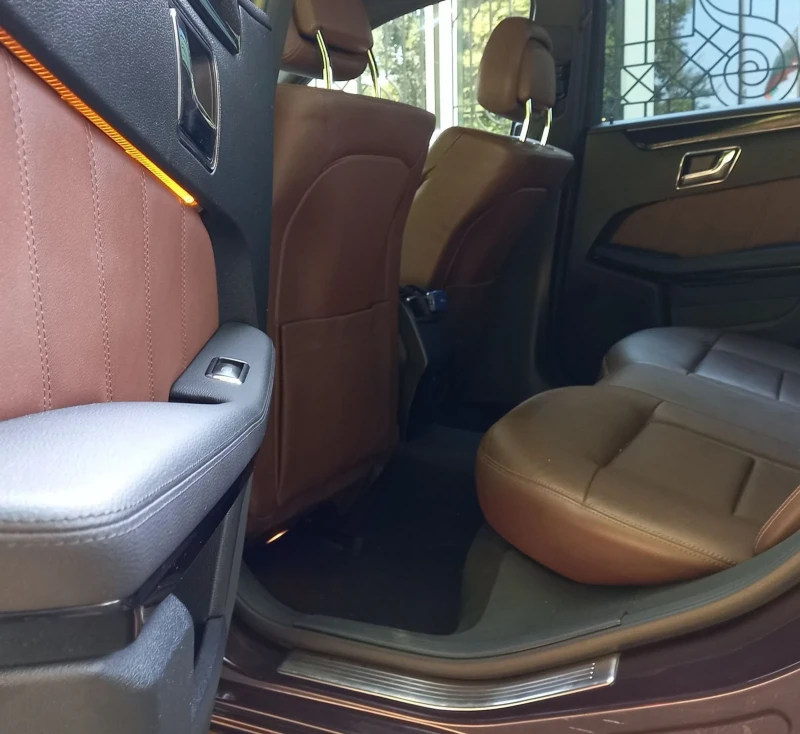 Mercedes-Benz E 250  CDi Kamera LED Avangard КЛИМАТРОНИК, снимка 10 - Автомобили и джипове - 52206377