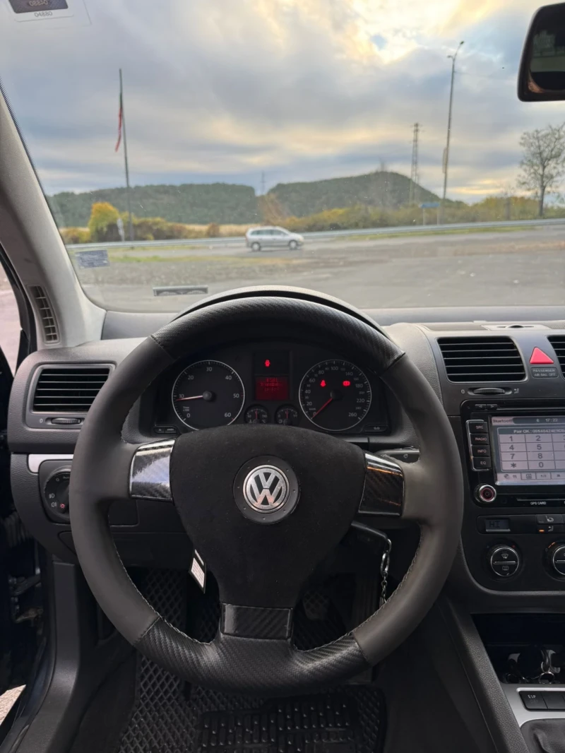 VW Golf 4x4, снимка 6 - Автомобили и джипове - 52110695