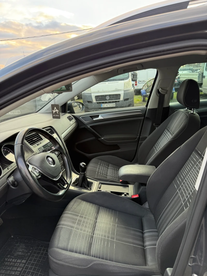 VW Golf GOLF 7 1.6TDI 110 к.с. Мултиволан Нави, снимка 9 - Автомобили и джипове - 52769690
