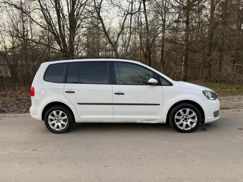 VW Touran 1.6tdi* 6скорости* КЛИМА, снимка 8 - Автомобили и джипове - 52847440