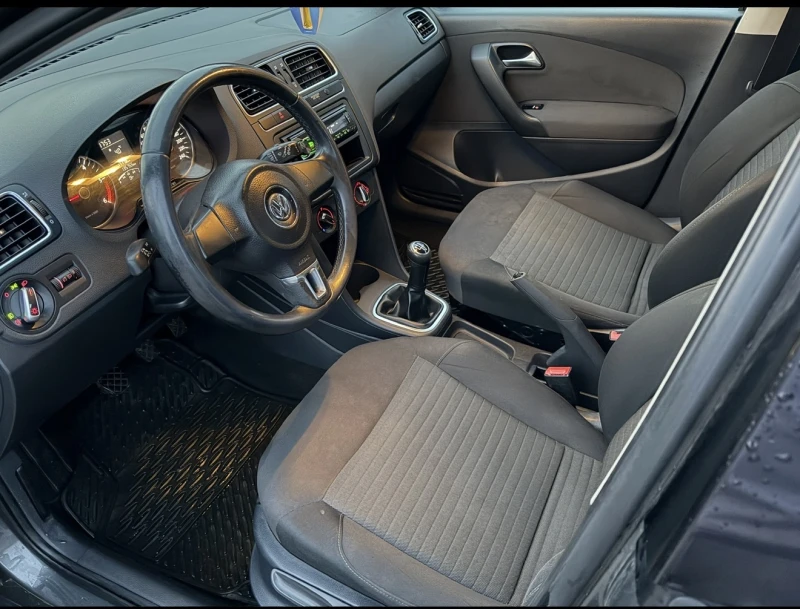VW Polo, снимка 7 - Автомобили и джипове - 53374702