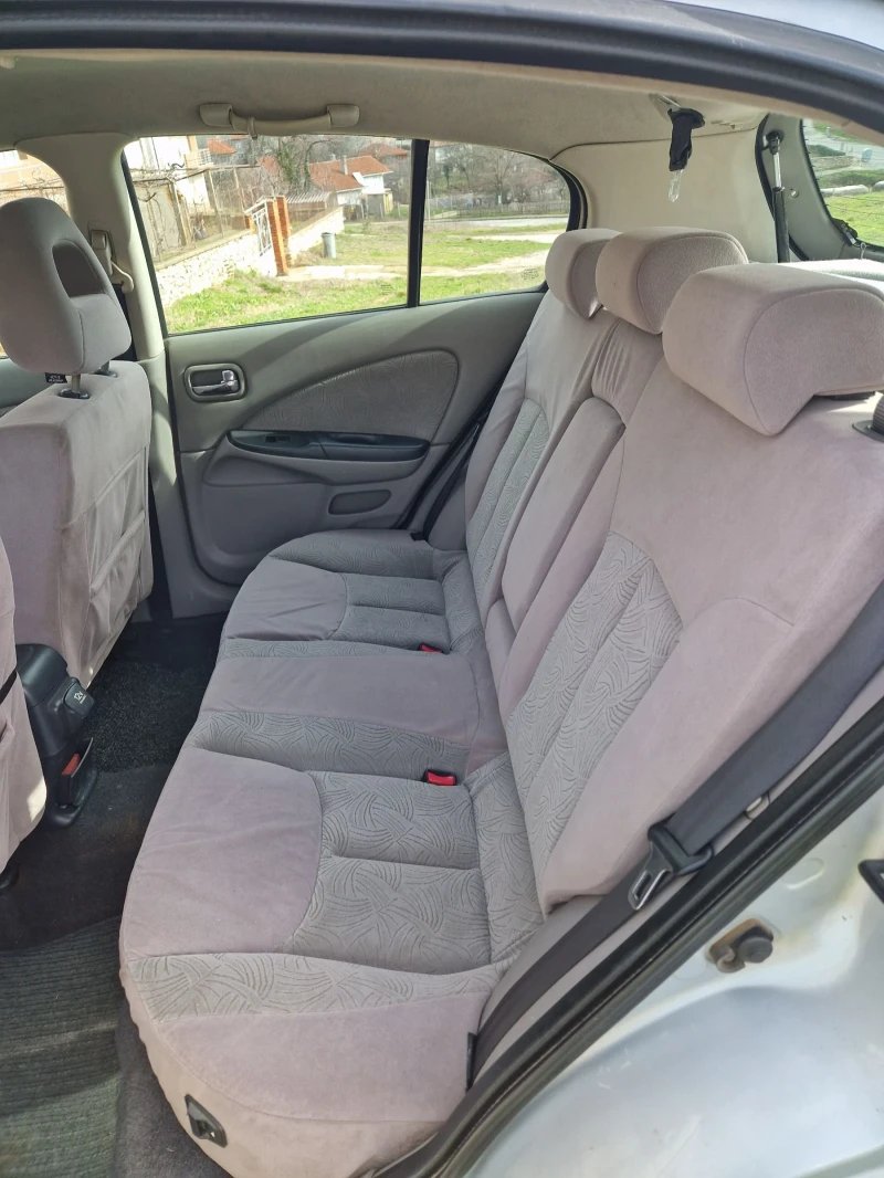 Nissan Almera, снимка 5 - Автомобили и джипове - 53498037