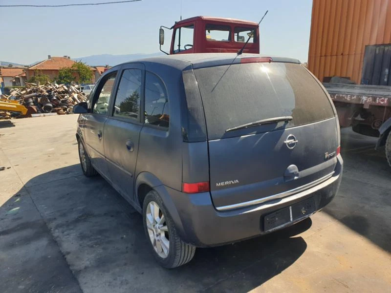 Opel Meriva 1.7 cdti 101 к.с., снимка 4 - Автомобили и джипове - 30130826