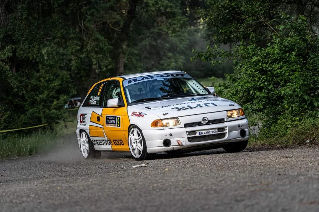 Opel Astra, снимка 1