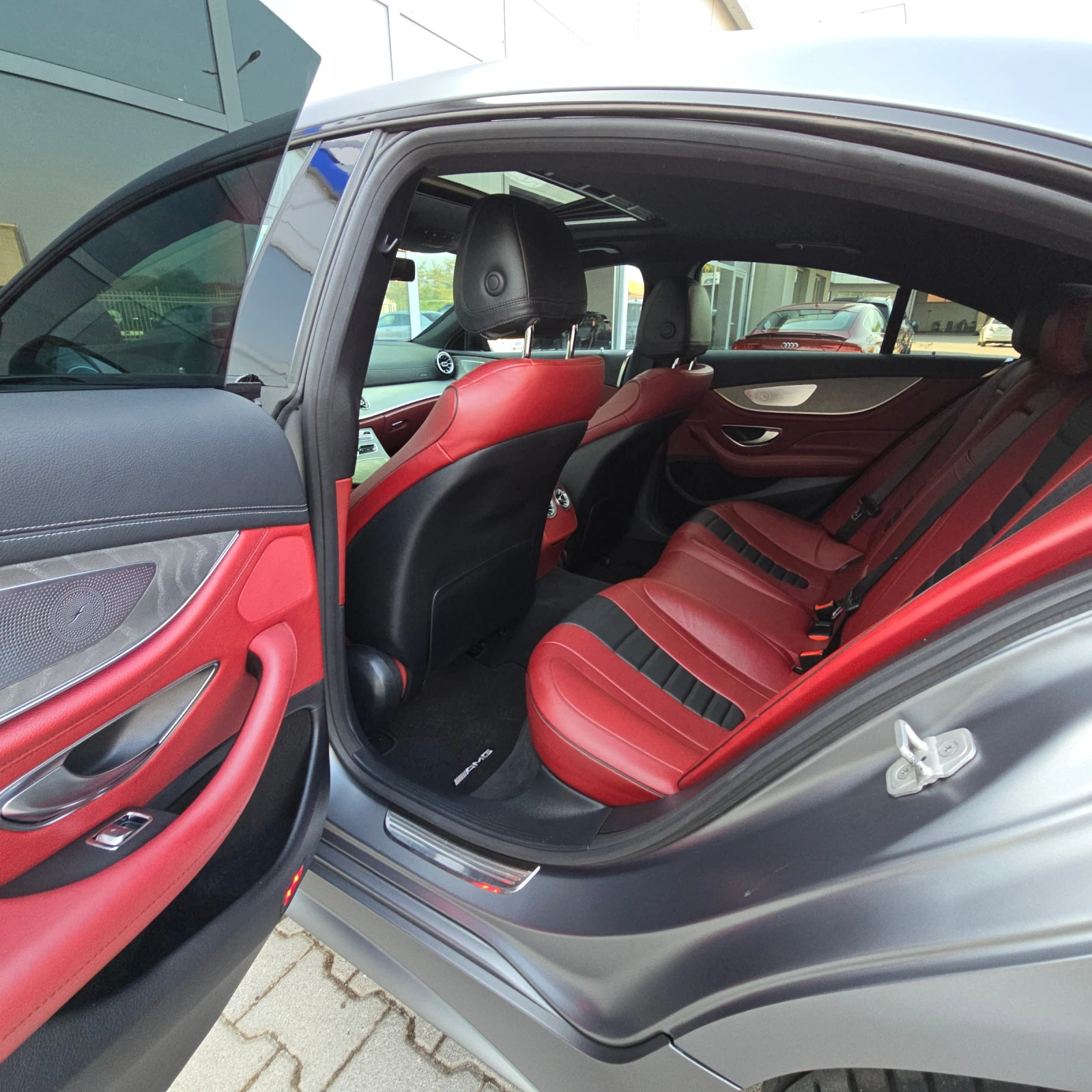 Mercedes-Benz CLS 350 AMG* * 52000KM !!!!! | Mobile.bg — изображение 13