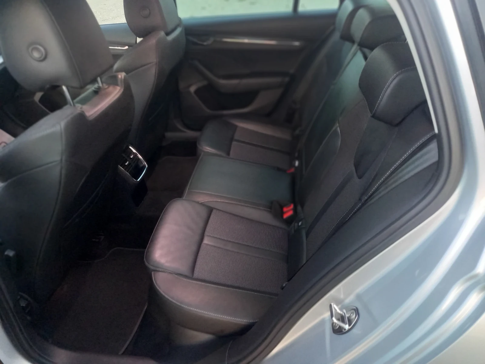 Skoda Octavia 2.0tdi HAED UP 150kc LED | Mobile.bg   13