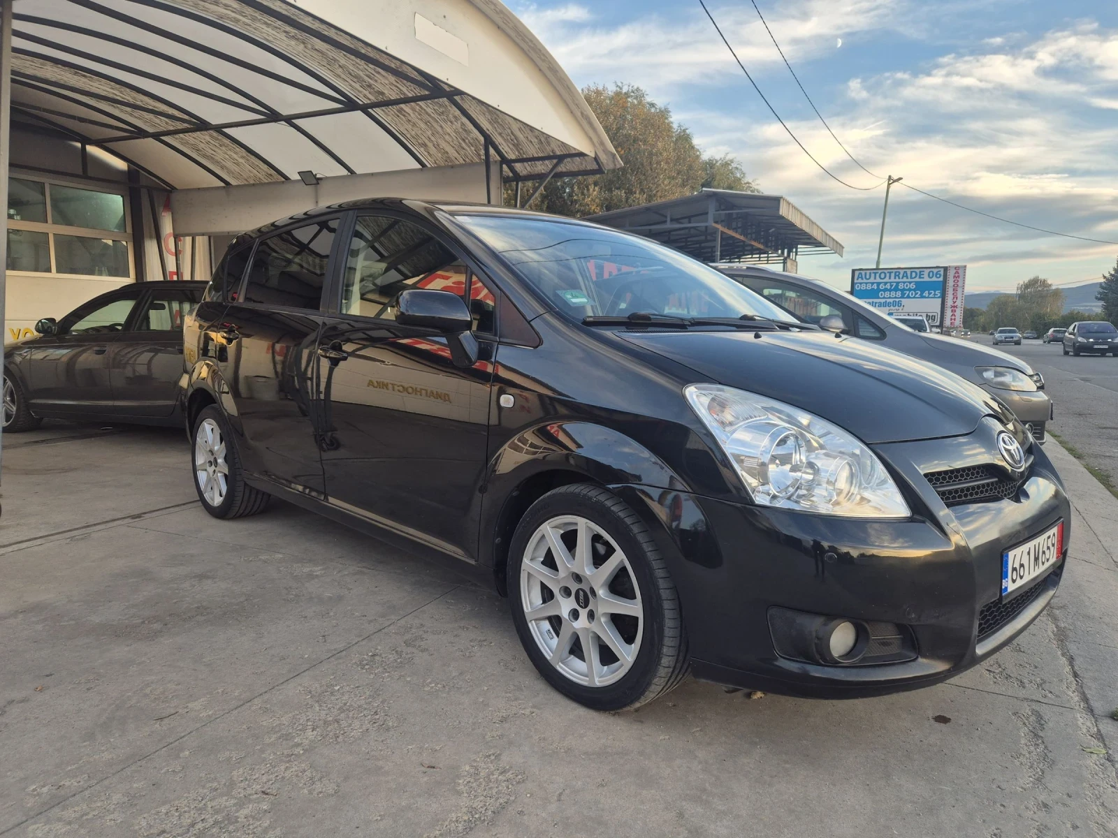 Toyota Corolla verso 2.2 D4D 6 Скорости 136кс.2009г. - изображение 3