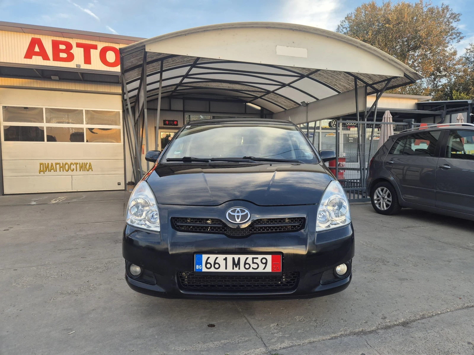 Toyota Corolla verso 2.2 D4D 6 Скорости 136кс.2009г. - изображение 2