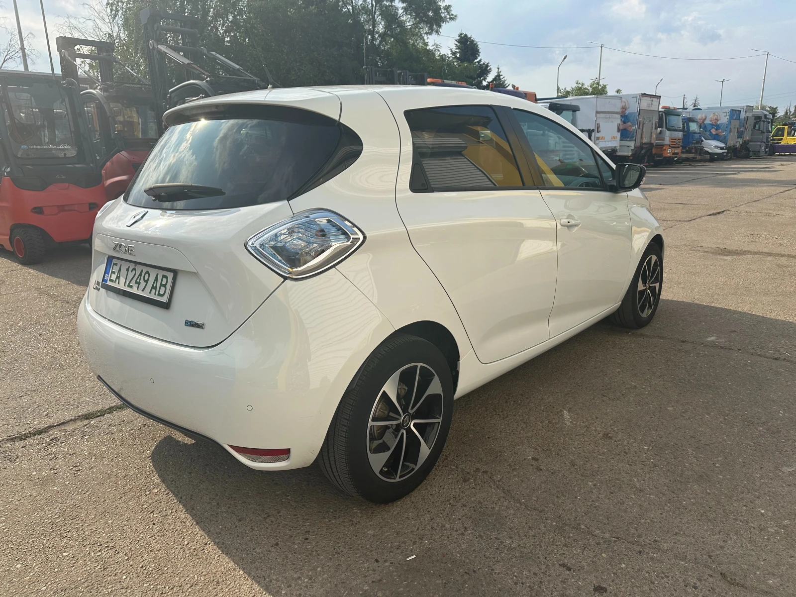 Renault Zoe  - изображение 4