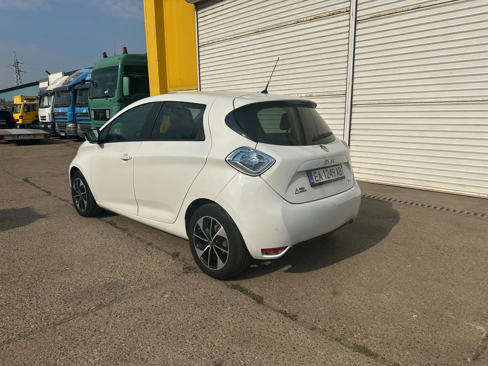 Renault Zoe  - изображение 9