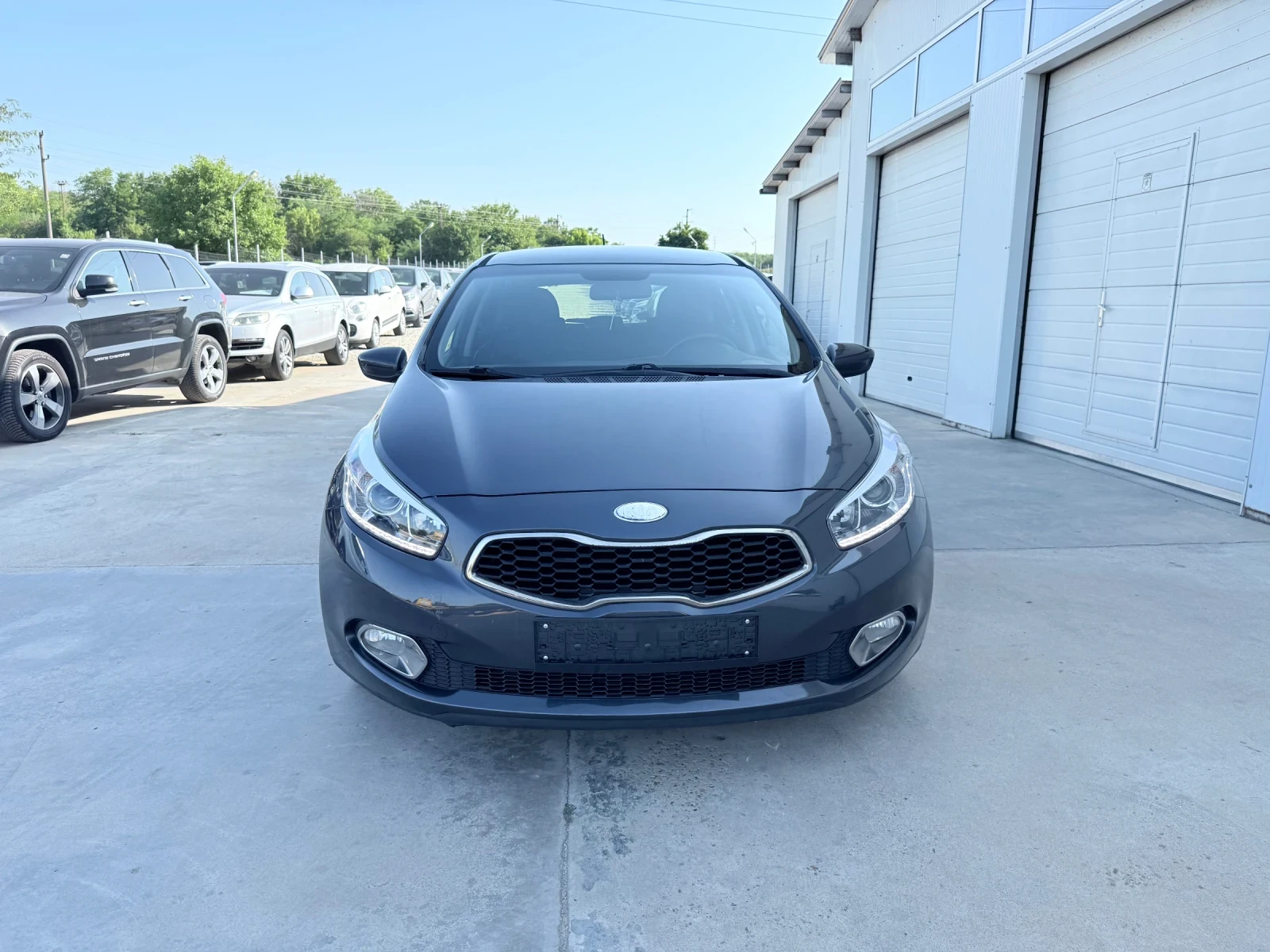 Kia Ceed 1.4i 100k.c* Navi* Kamera* BRC* 140 000km* NOVA*  - изображение 10