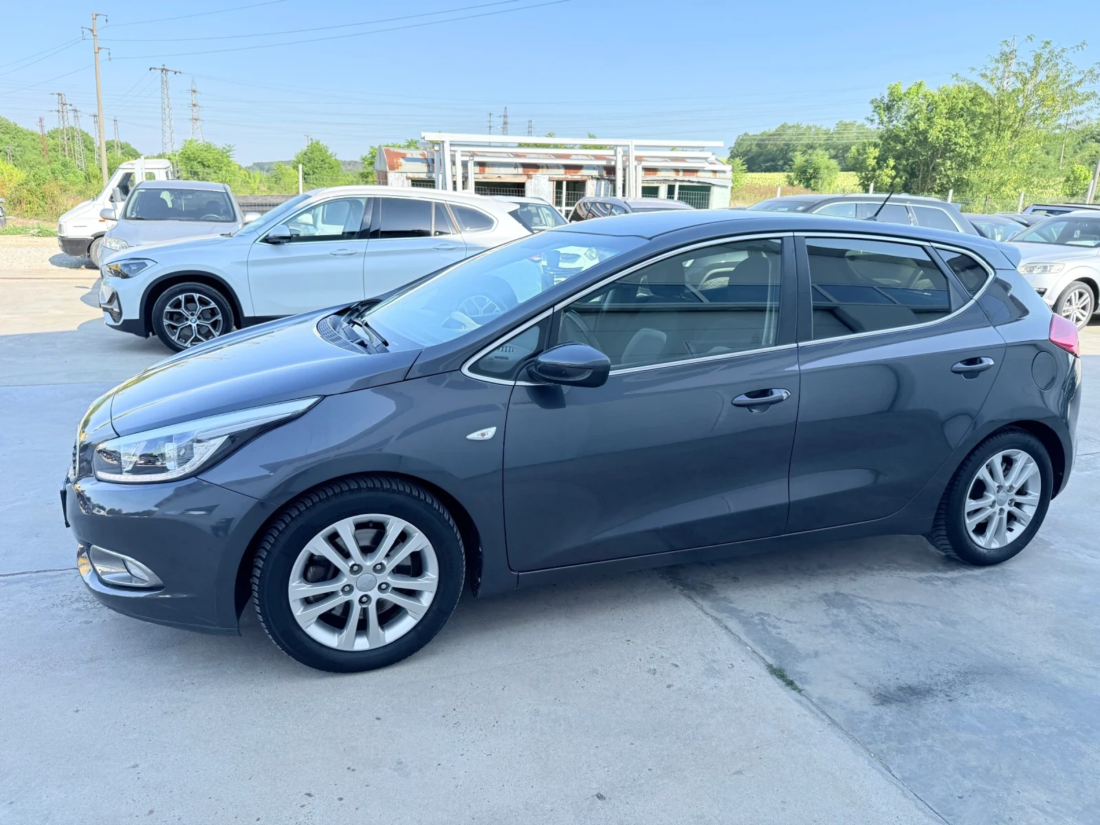 Kia Ceed 1.4i 100k.c* Navi* Kamera* BRC* 140 000km* NOVA*  - изображение 3