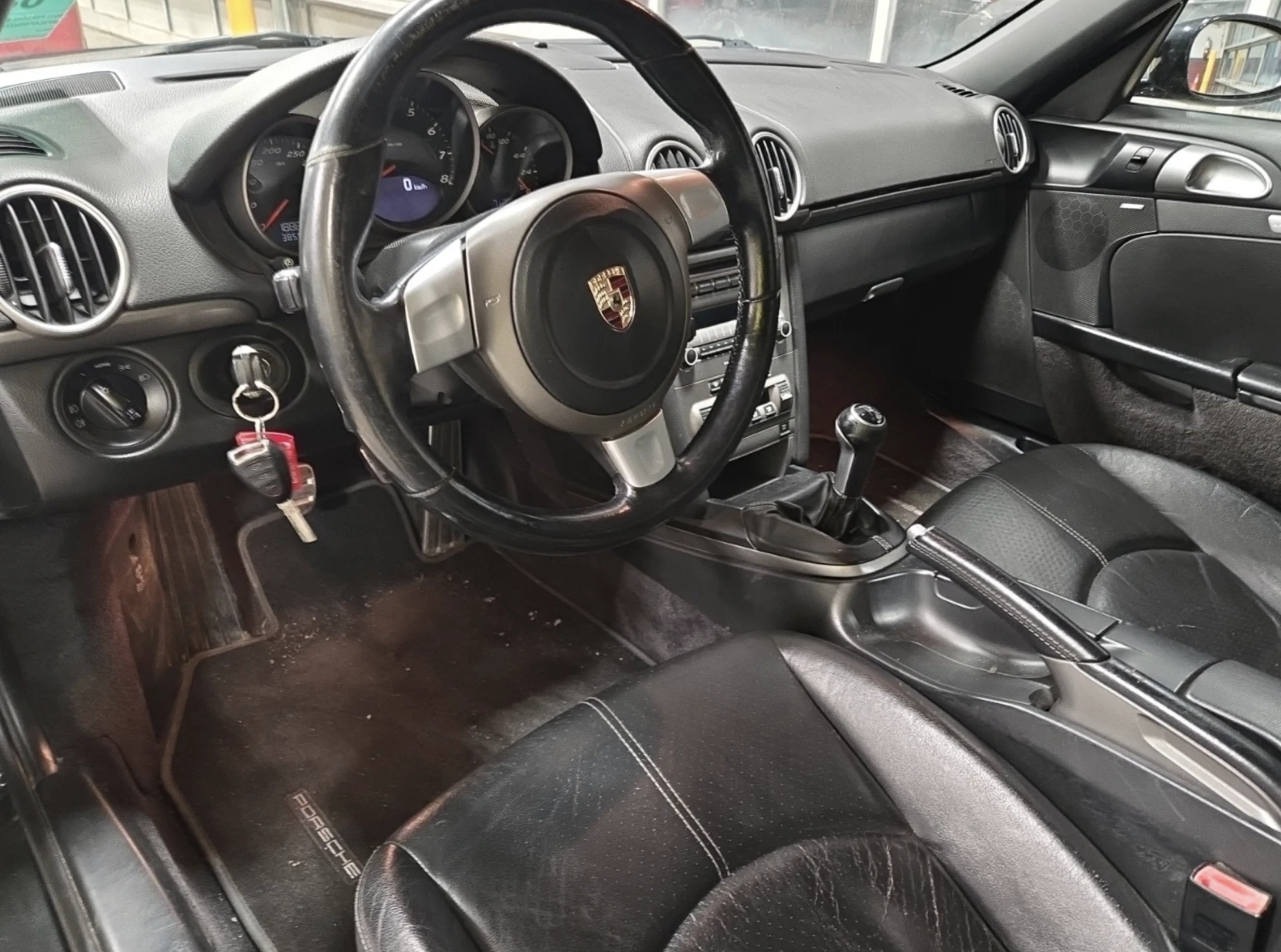 Porsche Boxster BASE - изображение 10