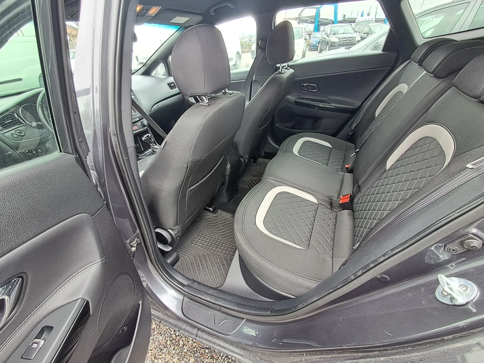 Kia Ceed 1.6CRDI GT -LINE | Mobile.bg � ����������� 9