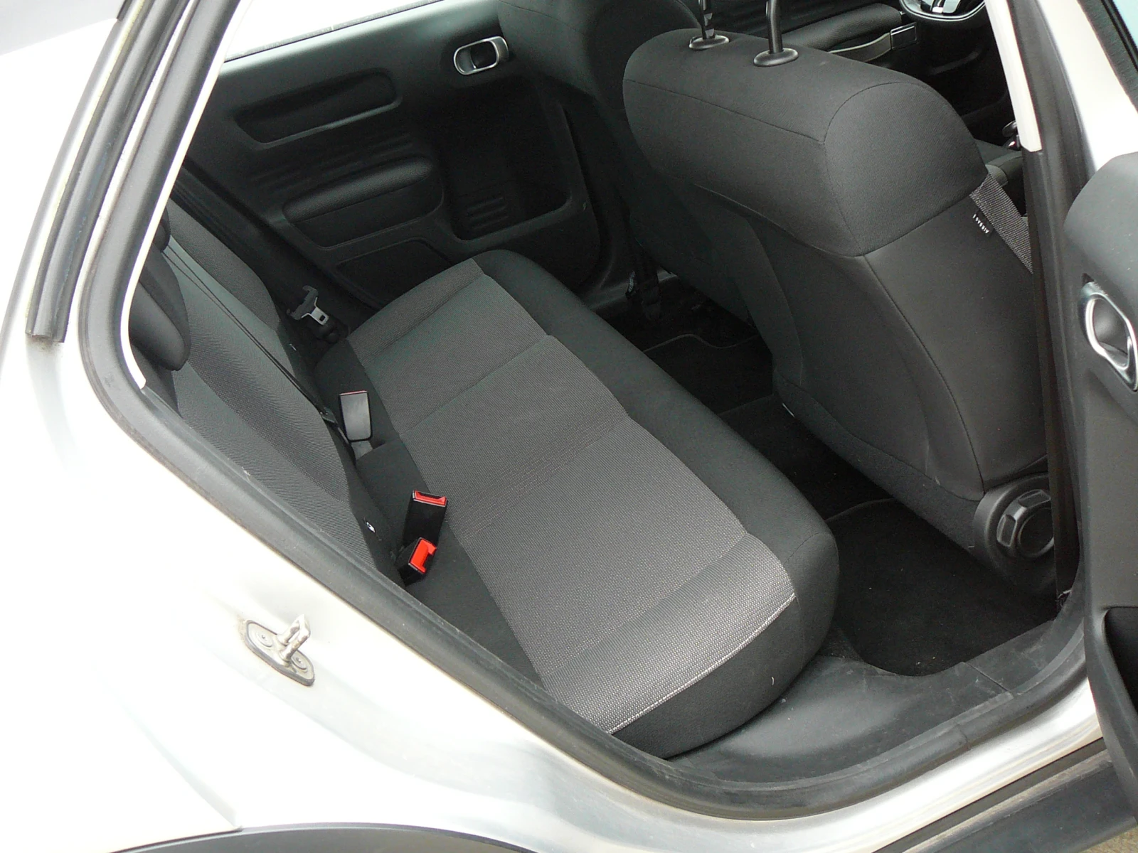 Citroen C4 Cactus 1.6 hdi 99к.с. - изображение 10