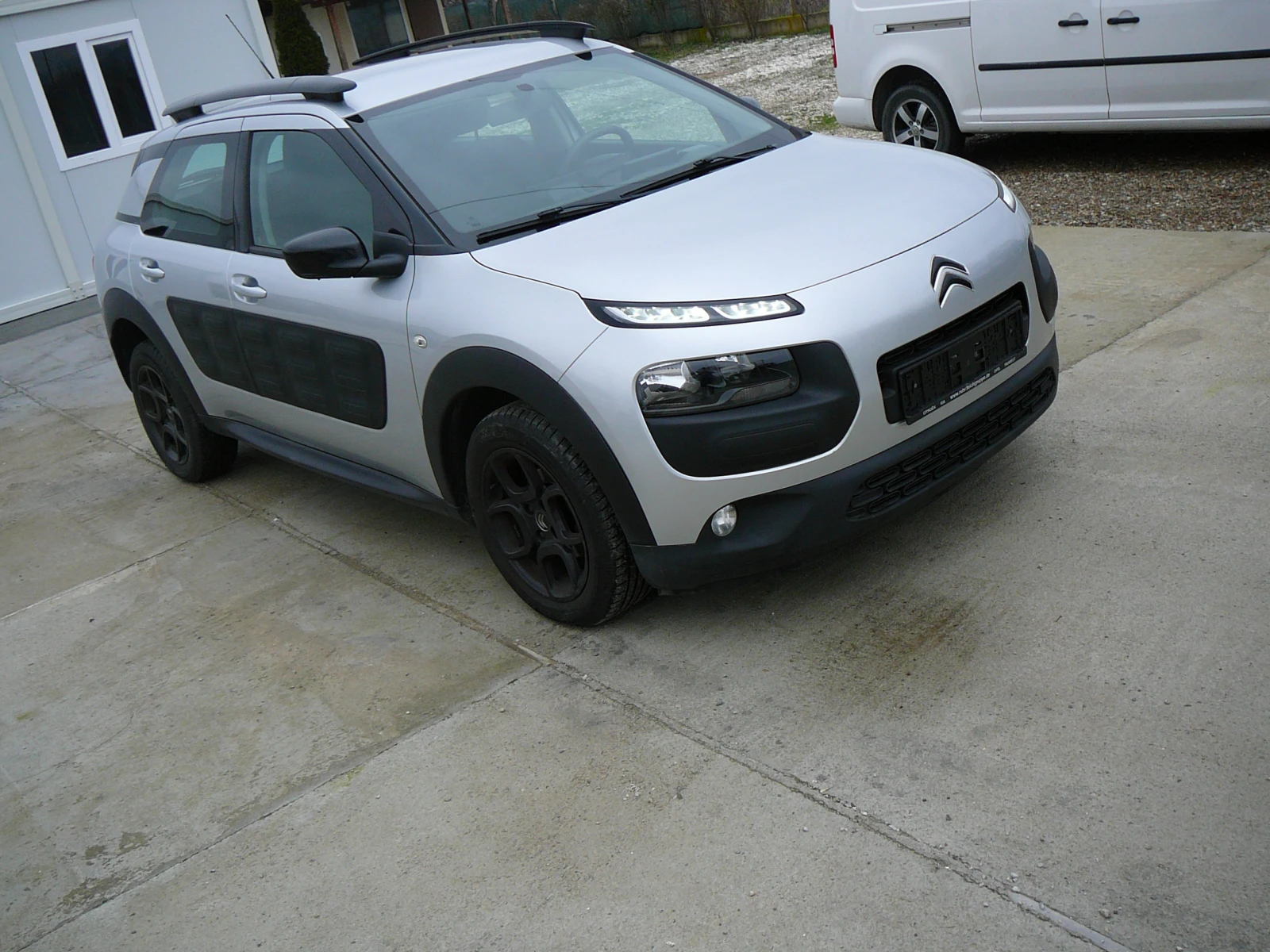Citroen C4 Cactus 1.6 hdi 99к.с. - изображение 2