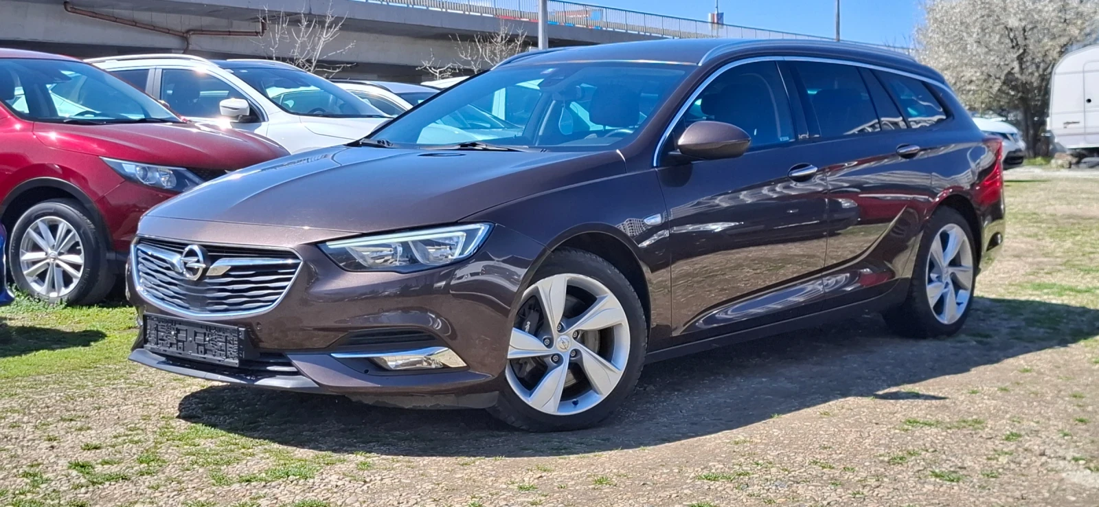 Opel Insignia 2.0 Turbo 4x4 Led Bosse Automat Brembo, снимка 6 - Автомобили и джипове - 54097519