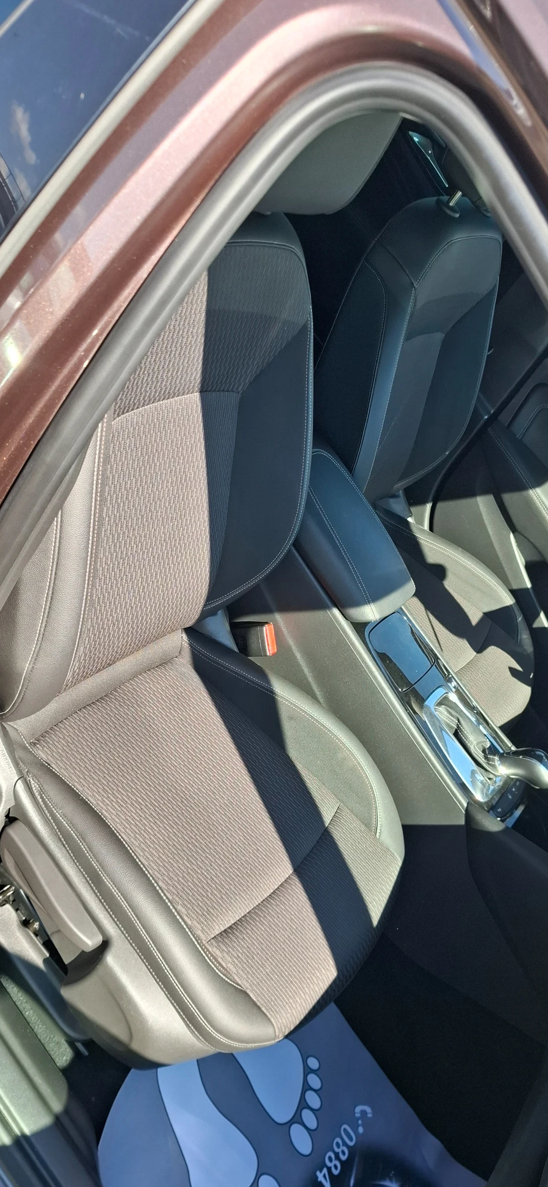 Opel Insignia 2.0 Turbo 4x4 Led Bosse Automat Brembo, снимка 13 - Автомобили и джипове - 54097519