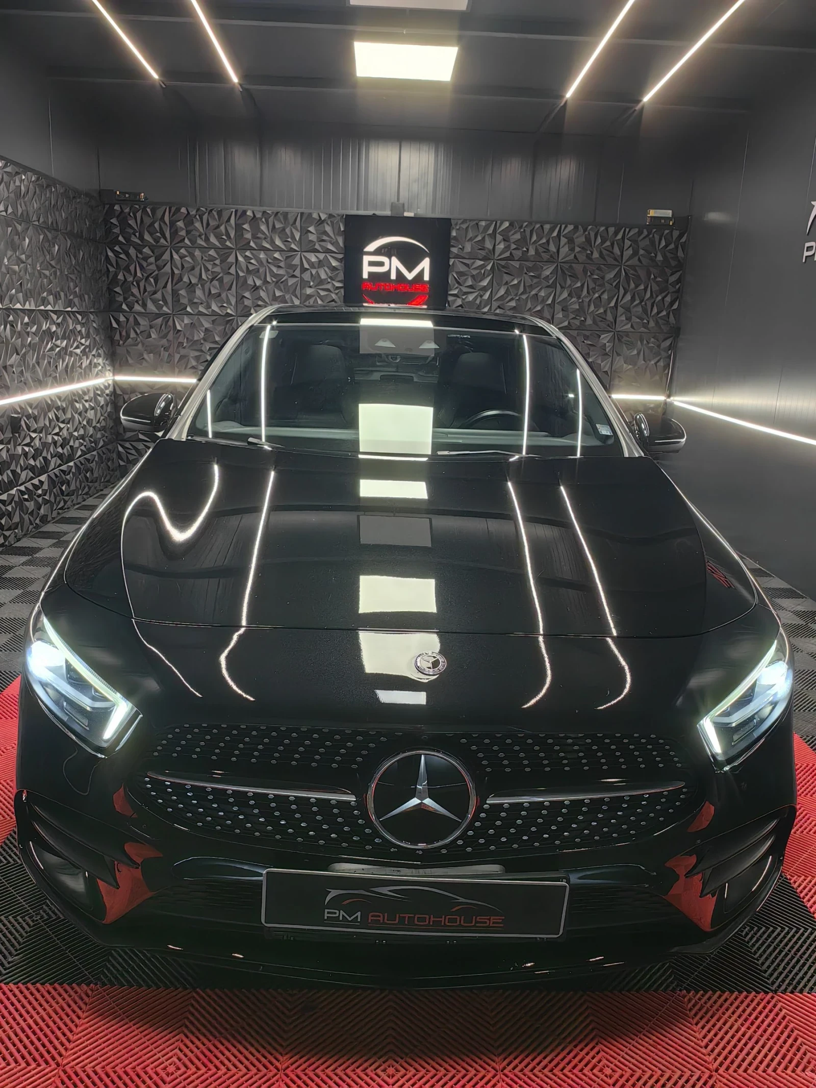 Mercedes-Benz A 250 AMG LINE* 4-MATIC* DIGITAL* CARPLAY* LED* LINE ASI, снимка 5 - Автомобили и джипове - 54566549