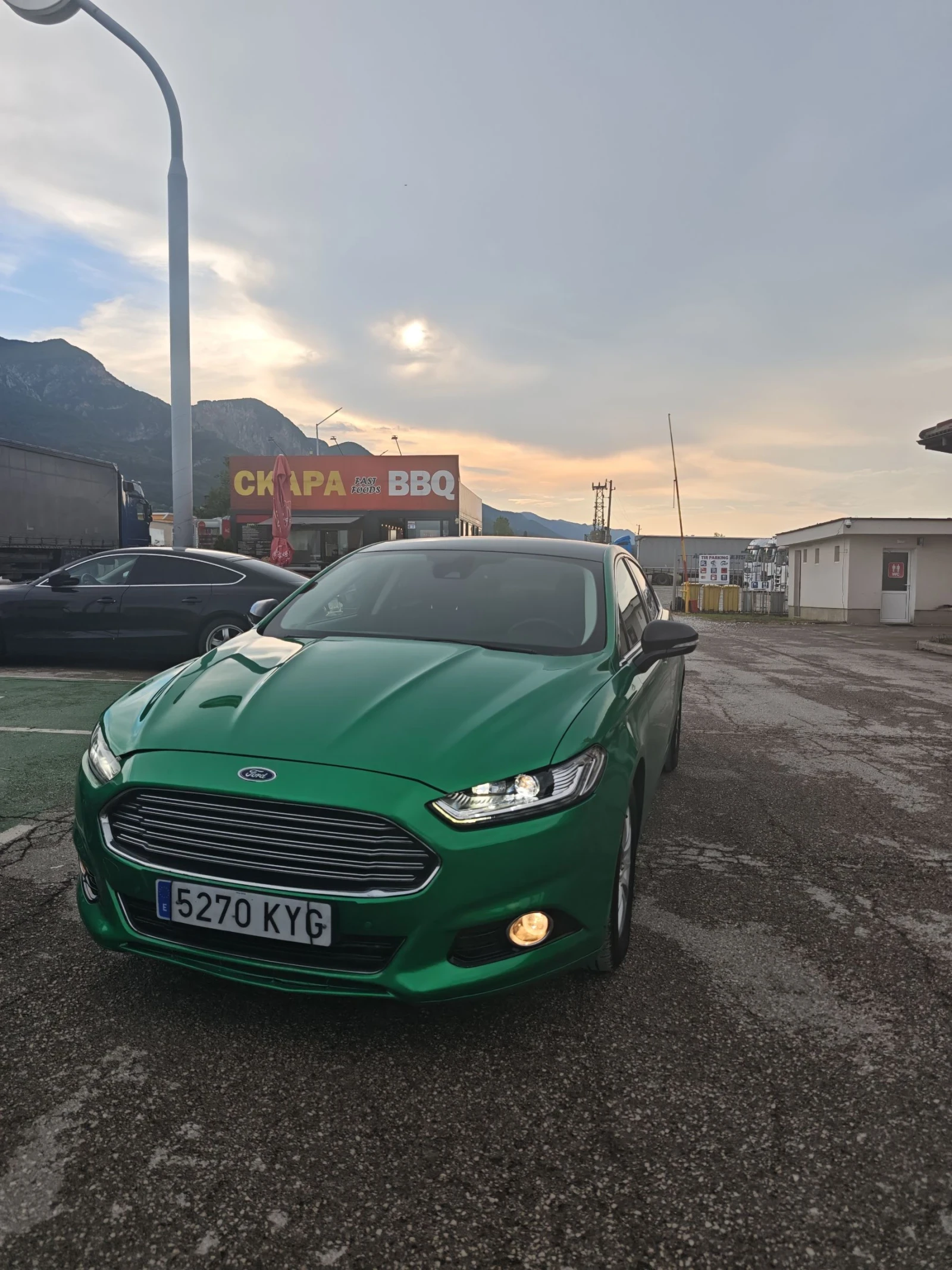 Ford Mondeo Хибрид , снимка 2 - Автомобили и джипове - 55003049