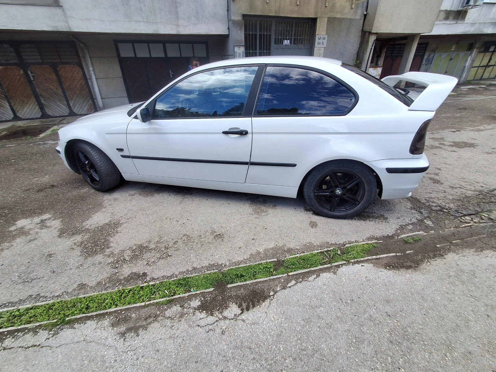 BMW 318, снимка 2 - Автомобили и джипове - 55157049