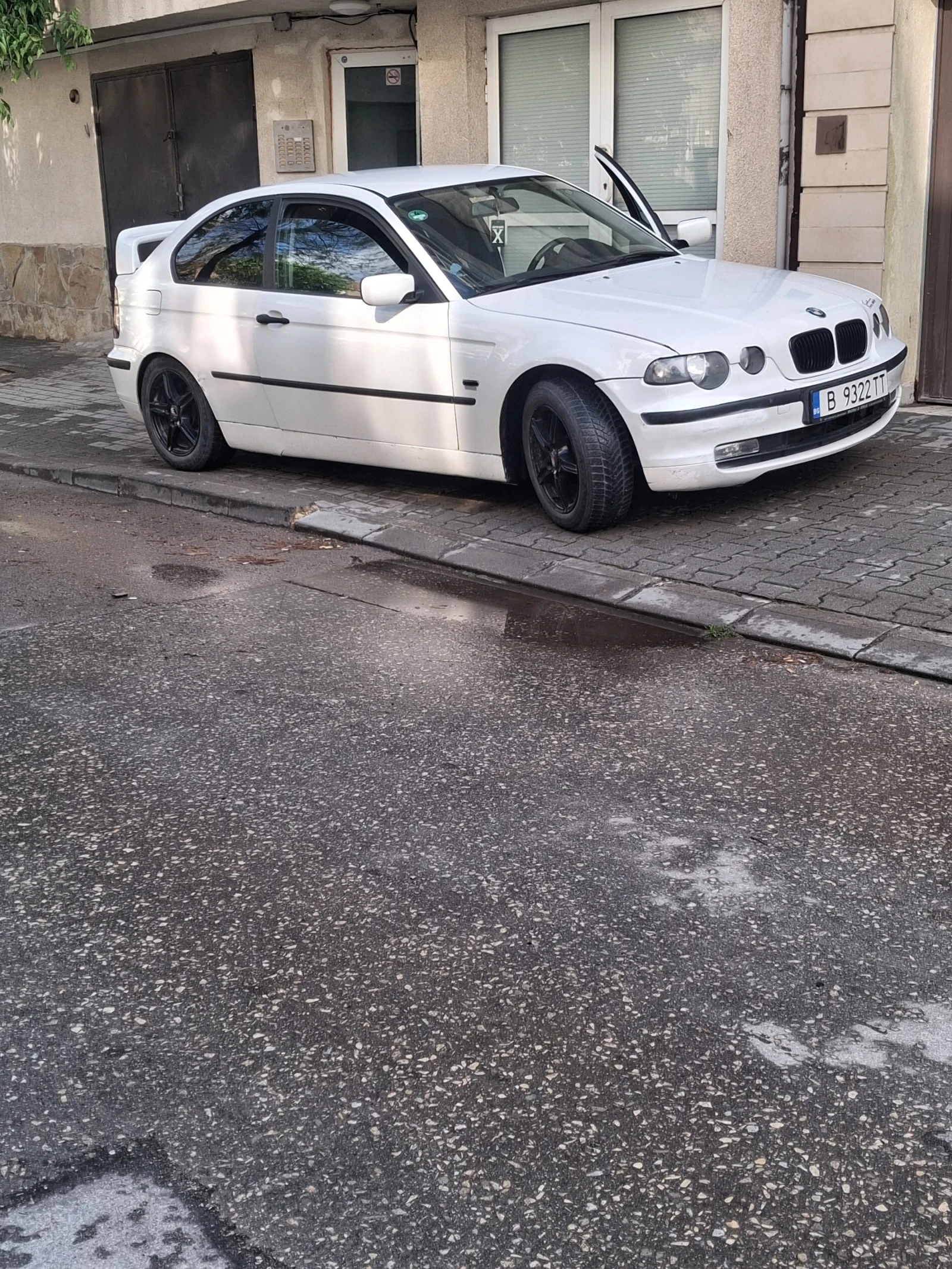 BMW 318, снимка 5 - Автомобили и джипове - 55157049
