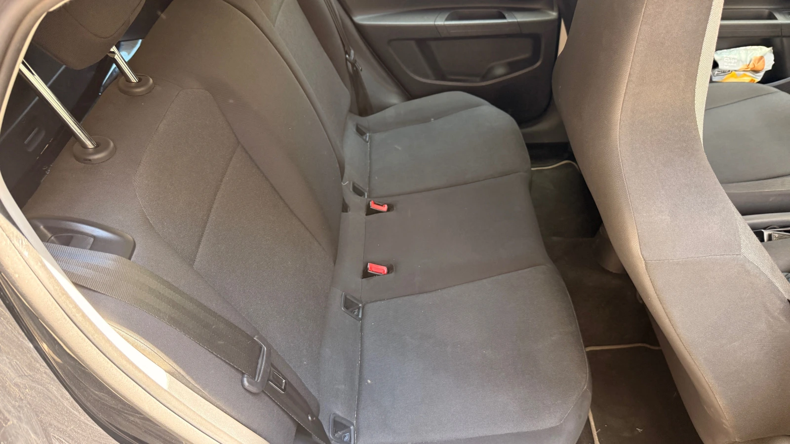 VW Up 36.8kWh/Гаранция/Зимен пакет/Lineassist, снимка 7 - Автомобили и джипове - 55735967